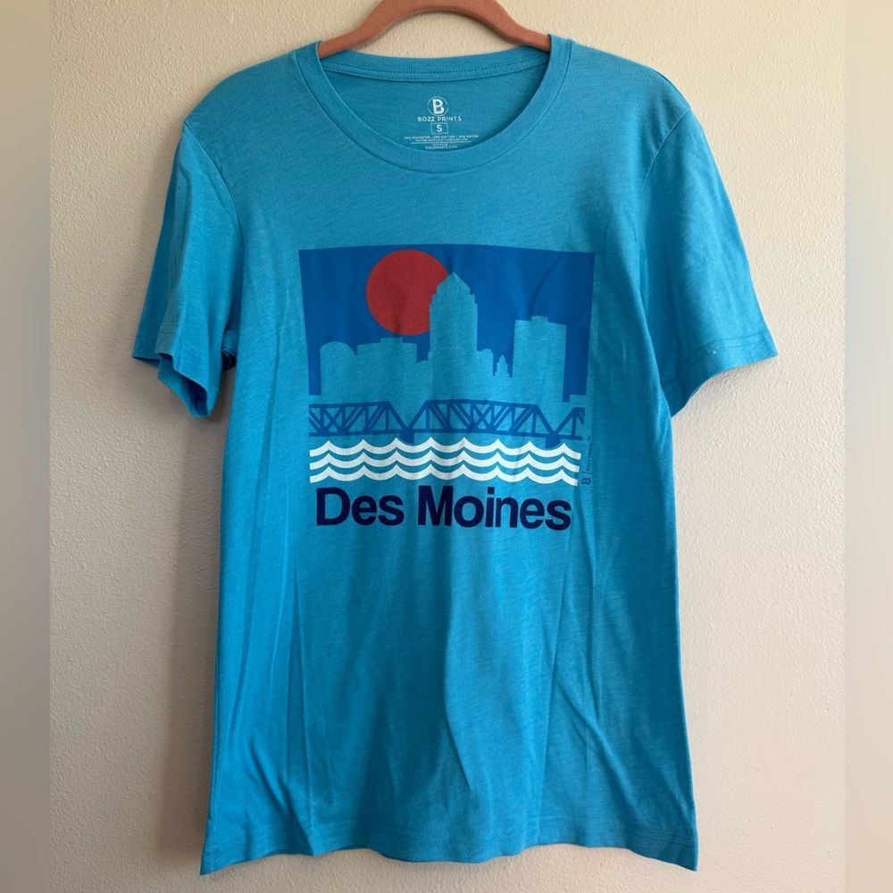 Des Moines Skyline Graphic Tee - Turquoise